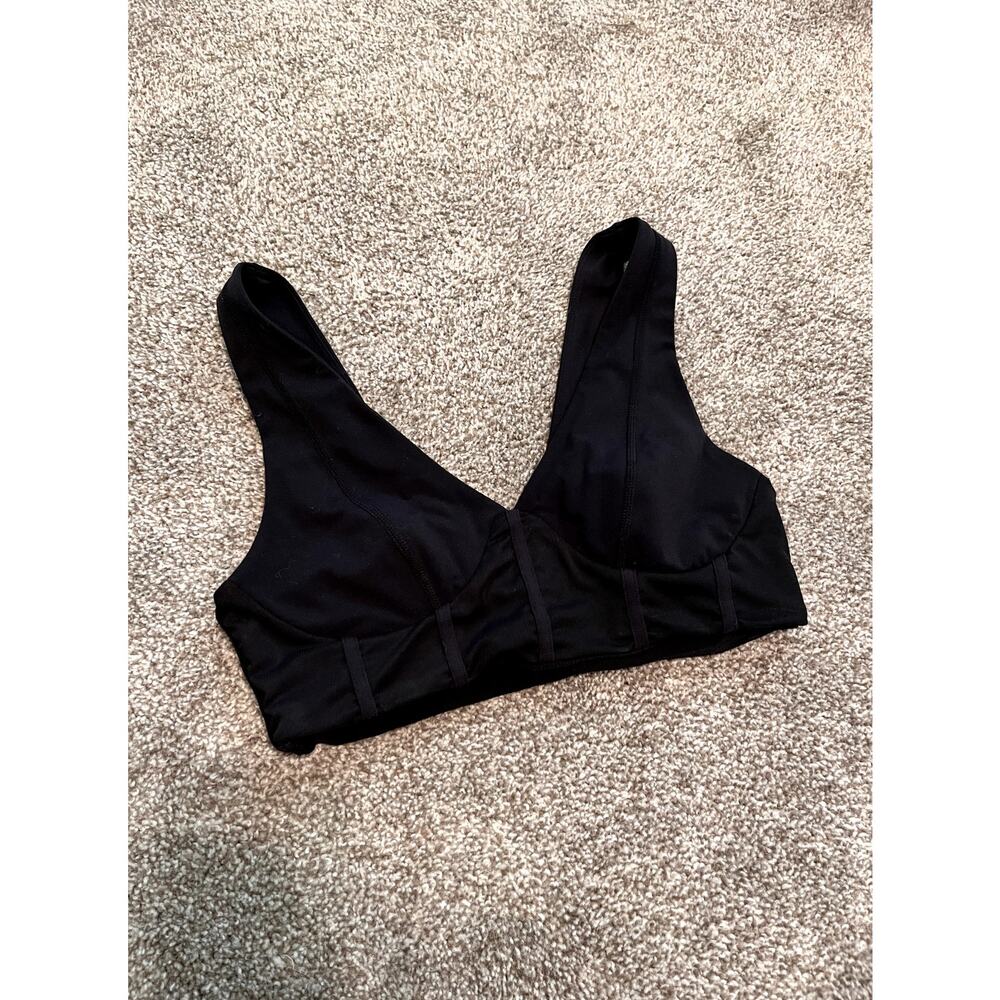 Meshki Black Ribbed V-Neck Bralette Top – Size Small